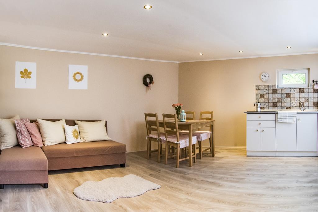 Vagi Apartment Sárvár Eksteriør billede